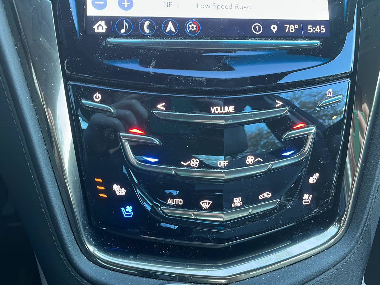 Used 2019 Cadillac CTS Luxury RWD image 10