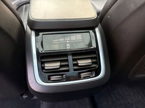 Used 2017 Volvo XC90 T6 Inscription w/ Vision Package AWD/4WD image 27
