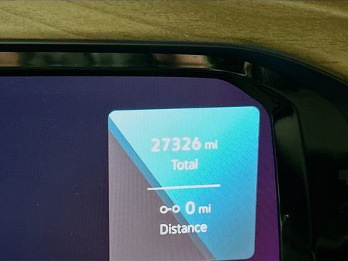 Used 2025 Volkswagen Atlas SE image 19