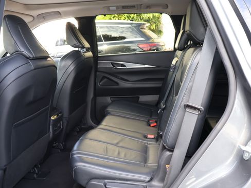 Certified 2023 INFINITI QX60 Luxe image 18