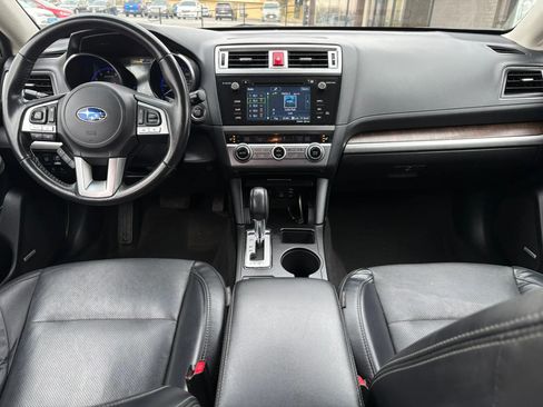 Used 2017 Subaru Outback 2.5i Limited image 11