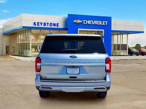 Used 2024 Ford Expedition Max XLT RWD image 7