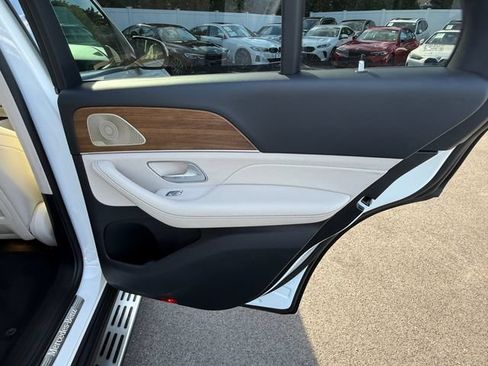 Used 2022 Mercedes-Benz GLE 350 4MATIC image 36