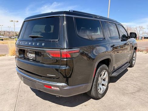 Used 2022 Jeep Wagoneer Series I w/ Convenience Group I AWD/4WD image 9
