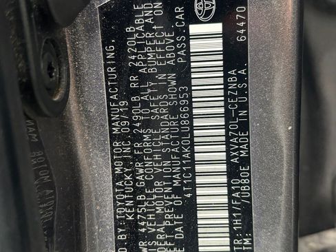 Used 2020 Toyota Camry LE w/ Carpet Mat Package image 15