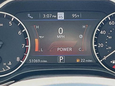Used 2021 Nissan Maxima Platinum w/ Sport Mat Group FWD image 12