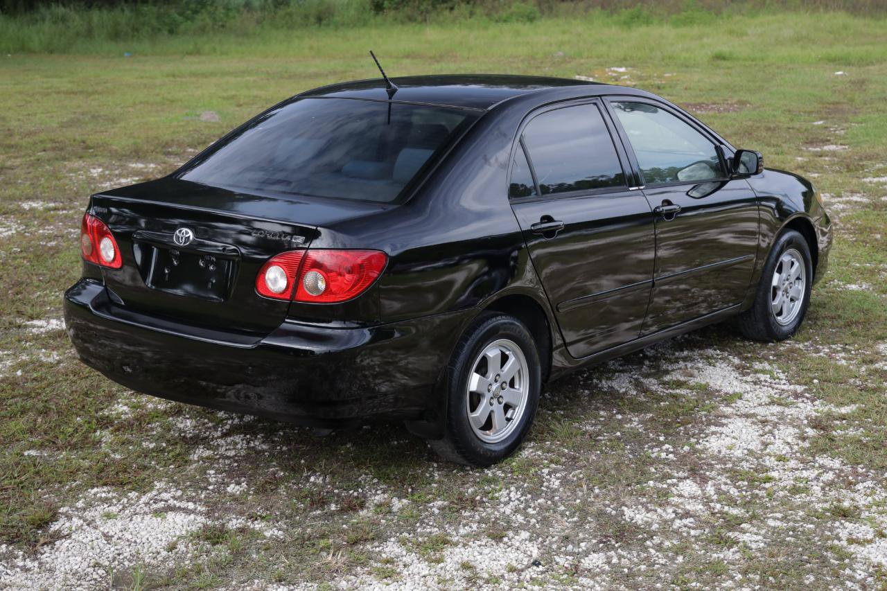 Used 2006 Toyota Corolla LE w/ Audio Value Pkg FWD image 12