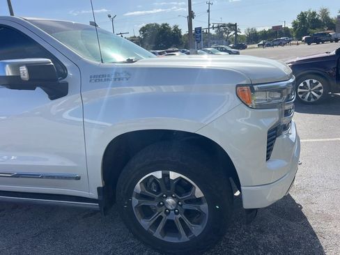 Used 2023 Chevrolet Silverado 1500 High Country w/ Technology Package image 11