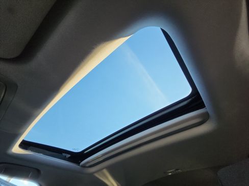 Used 2018 Honda CR-V EX image 22
