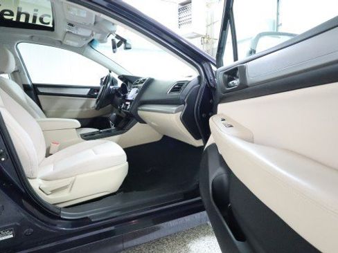 Used 2018 Subaru Legacy 2.5i Premium AWD/4WD image 10