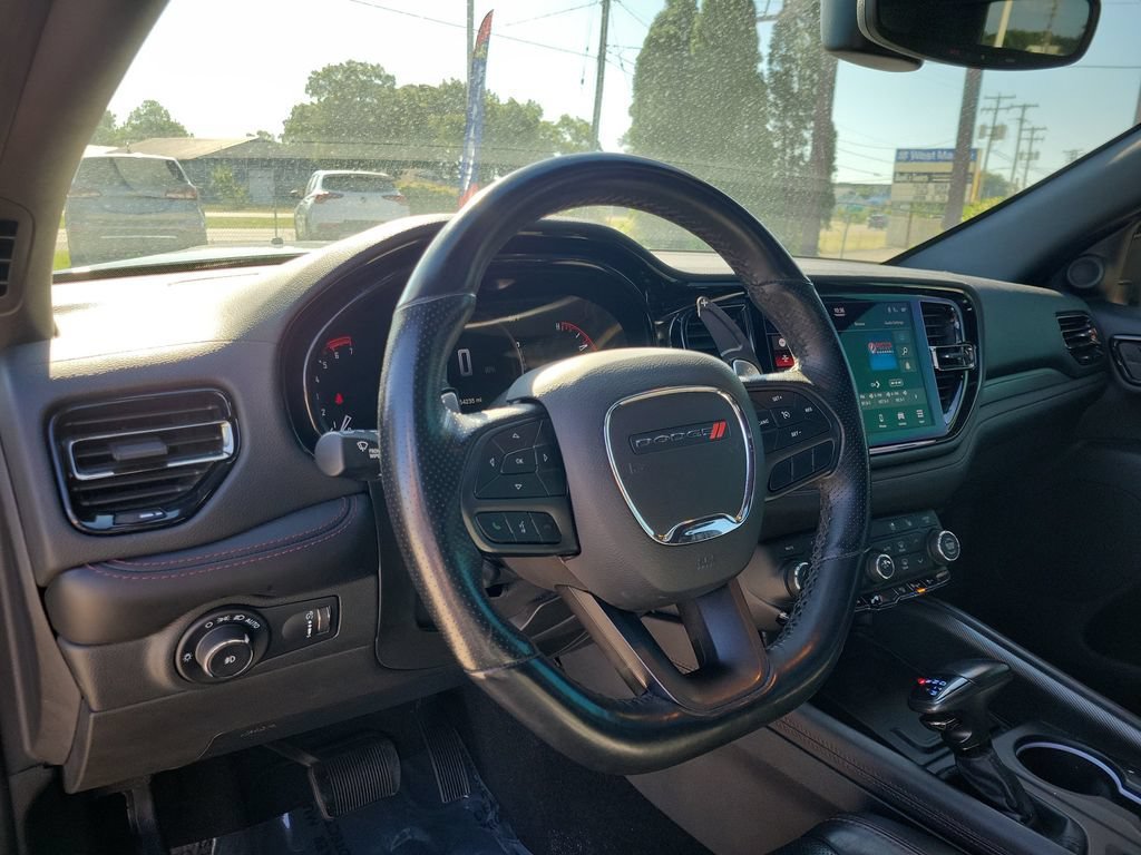 Used 2022 Dodge Durango R/T w/ Tow 'N Go Package AWD/4WD image 23
