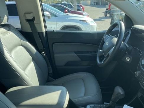 Used 2019 Chevrolet Colorado W/T w/ Custom Special Edition image 8