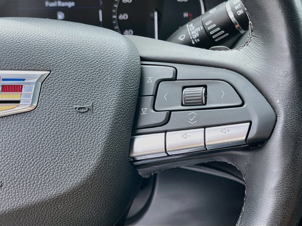 Certified 2023 Cadillac XT4 Premium Luxury FWD image 19