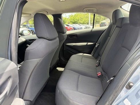 Used 2022 Toyota Corolla LE FWD image 13