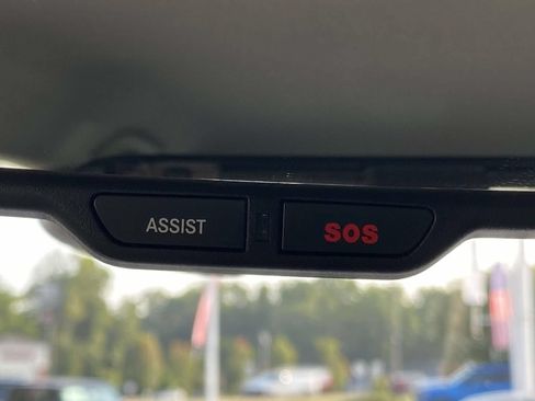 Used 2021 Chrysler 300 Touring w/ Sport Appearance Package RWD image 42