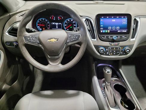 Used 2020 Chevrolet Malibu LT FWD image 22