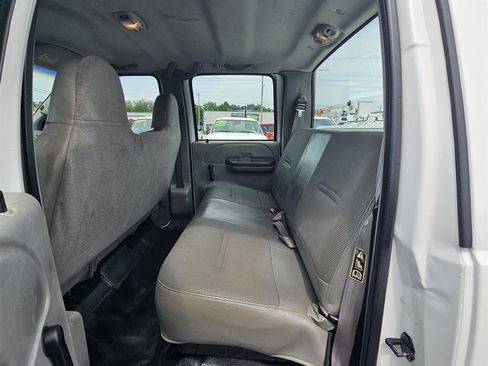Used 2002 Ford F250 XL AWD/4WD image 13