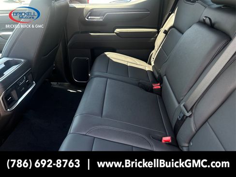 New 2025 GMC Sierra 1500 SLT w/ SLT Convenience Package image 10