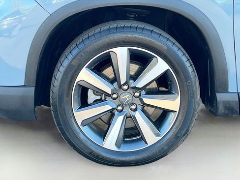 Used 2024 Honda Pilot Touring image 34