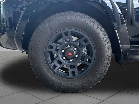 Used 2023 Toyota 4Runner SR5 Premium w/ Moonroof Package RWD image 11