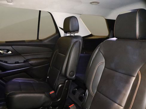 Used 2019 Chevrolet Traverse LT w/ LT Premium Package image 16