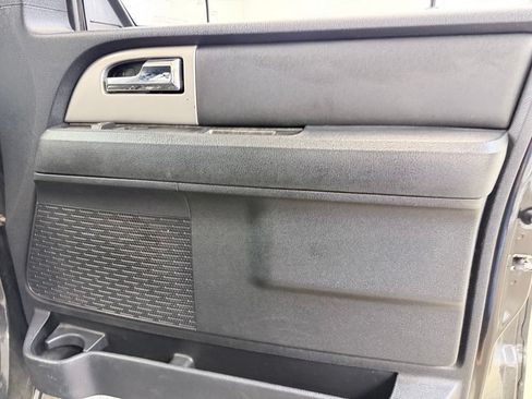 Used 2015 Ford Expedition EL Limited w/ Equipment Group 301A AWD/4WD image 41