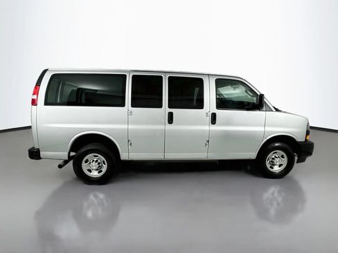 Used 2023 Chevrolet Express 2500 w/ Driver Convenience Package RWD image 8