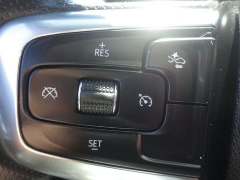 Used 2021 Chevrolet Blazer LT w/ LPO, Floor Liner Package AWD/4WD image 17