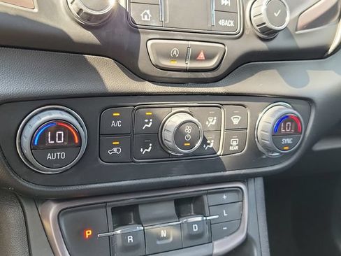 Used 2022 GMC Terrain AT4 w/ Tech Package AWD/4WD image 26