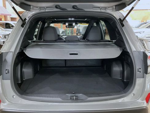 Used 2025 Subaru Forester Premium image 22