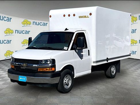 New 2025 Chevrolet Express 3500 w/ Power Convenience Package RWD image 4