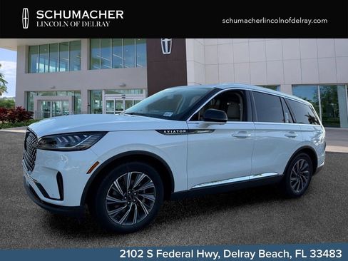 New 2026 Lincoln Aviator 2WD image 3