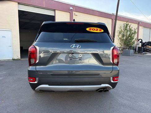 Used 2022 Hyundai Palisade SEL w/ 8P Bench Seat Package FWD image 4