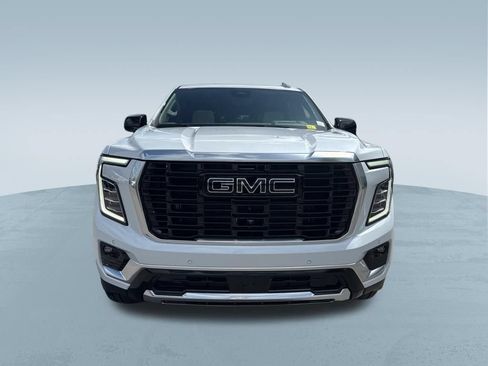New 2026 GMC Yukon Denali w/ Denali Reserve Package AWD/4WD image 2