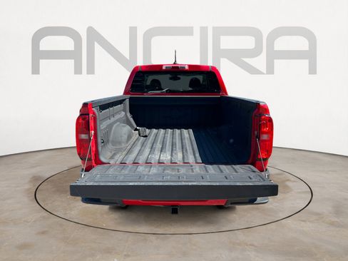 Used 2015 Chevrolet Colorado Z71 image 12