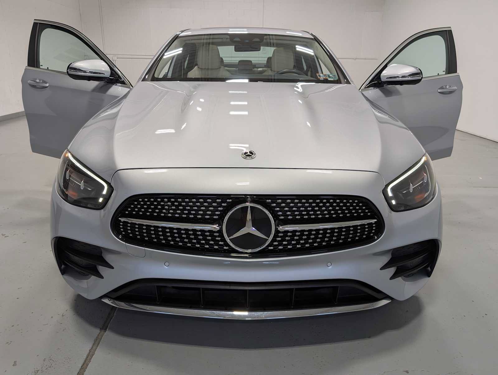 Certified 2022 Mercedes-Benz E 350 4MATIC Sedan image 16