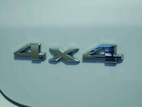 Certified 2023 Jeep Compass Limited w/ Elite Group AWD/4WD image 9