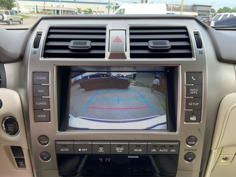 Used 2018 Lexus GX 460 Premium AWD/4WD image 31