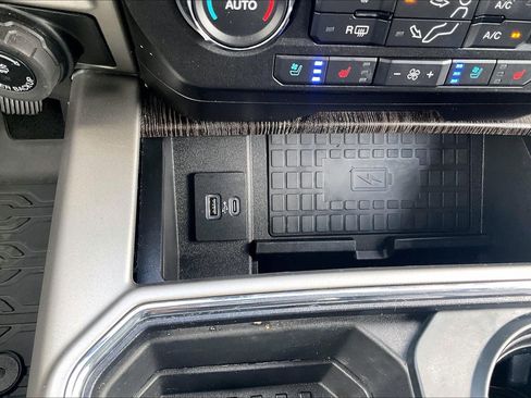 Used 2020 Ford F350 Lariat image 31