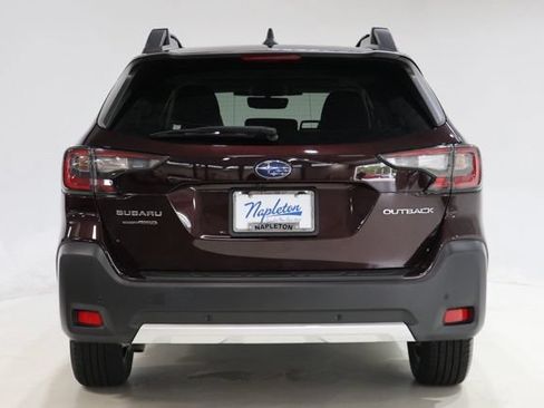 Used 2025 Subaru Outback Limited AWD/4WD image 6