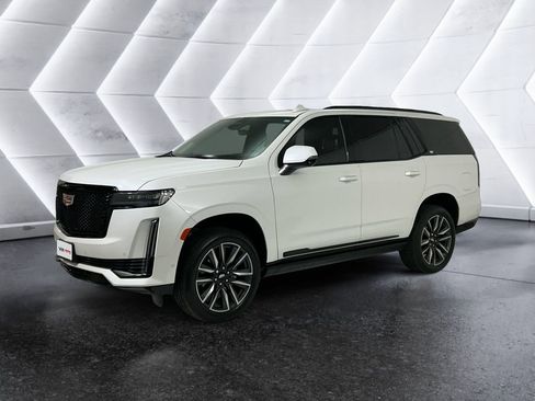 Used 2024 Cadillac Escalade Sport Platinum image 3