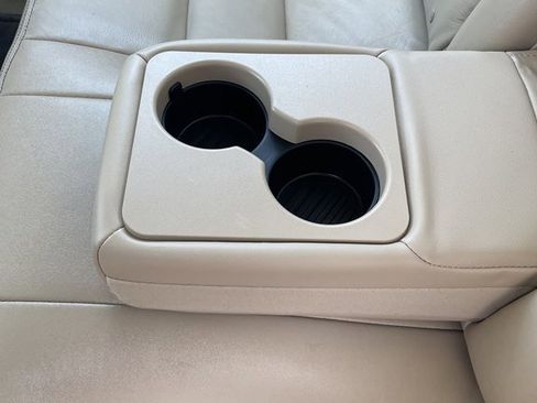 Used 2011 Ford Fusion SEL image 23