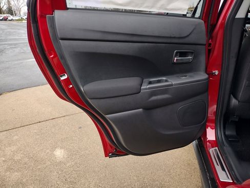 New 2026 Mitsubishi Outlander Sport LE image 25