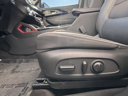 Used 2022 Chevrolet TrailBlazer RS w/ Convenience Package image 15