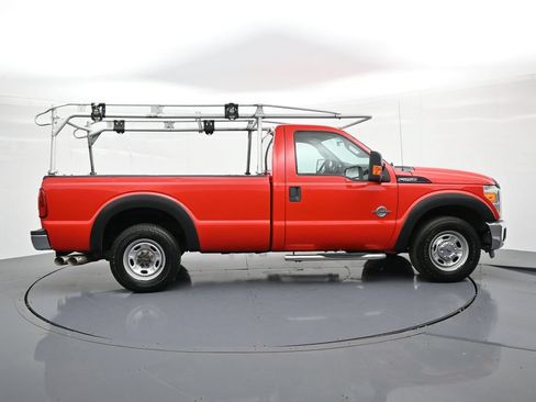 Used 2016 Ford F250 XL w/ Power Equipment Group RWD image 5