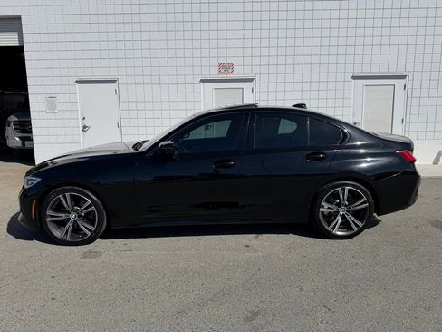 Used 2022 BMW 330i Sedan w/ Driving Assistance Package image 3