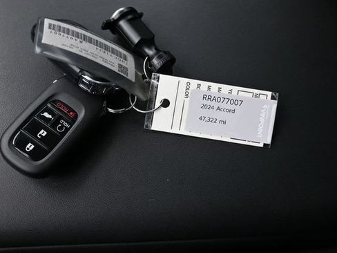 Used 2024 Honda Accord EX image 9
