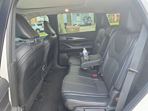 Certified 2023 INFINITI QX60 Luxe image 13