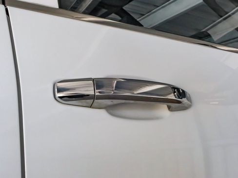 Used 2018 Chevrolet Silverado 2500 LTZ w/ Duramax Plus Package image 41