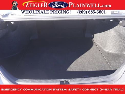 Used 2023 Toyota Camry SE image 5